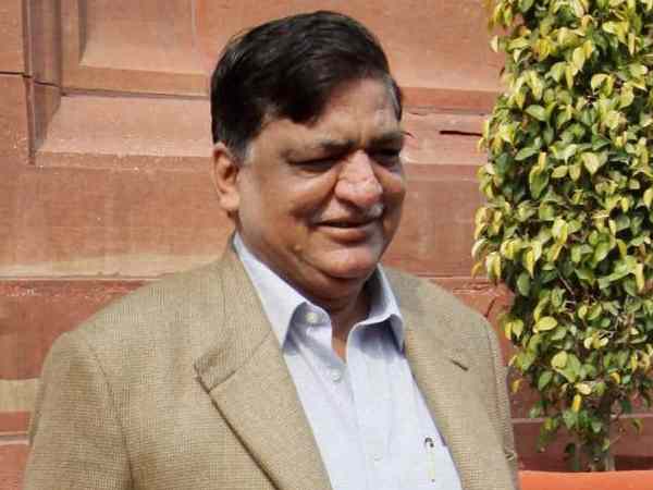 भाजपा नेता की शिकायत पर एक्शन भाजपा नेता की शिकायत पर एक्शन