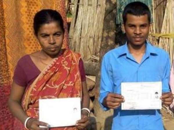 मां-बेटे की सेकेंड डिविजन