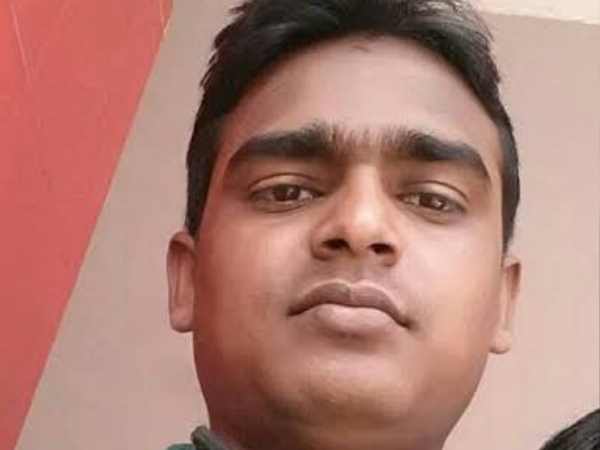 अजित के पिता ने लगाया हत्या के आरोप अजित के पिता ने लगाया हत्या के आरोप