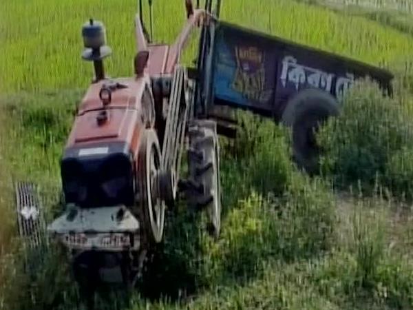 पूर्व विधायक के बेटे की तेज रफ्तार कार से हादसा, 4 की मौत पूर्व विधायक के बेटे की तेज रफ्तार कार से हादसा, 4 की मौत