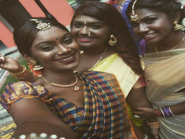 Photo of three beautiful women is going viral on social media Photo of three beautiful women is going viral on social media