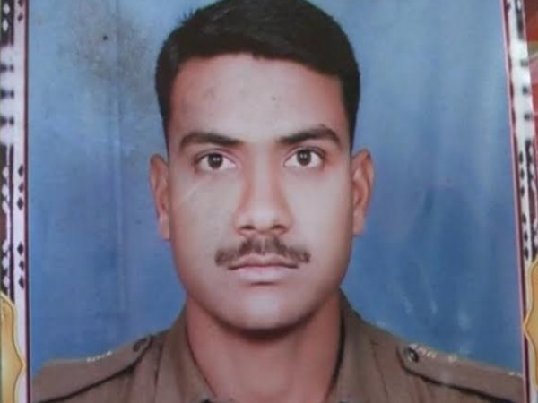 घायल जवान के गांव बैंडबाजा लेकर पहुंची विधायक साहिबा, गुस्साए लोगों ने भगा दिया वापस