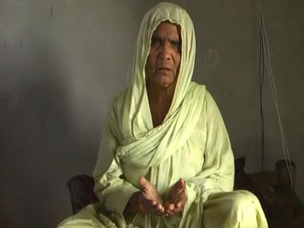 घायल जवान के गांव बैंडबाजा लेकर पहुंची विधायक साहिबा, गुस्साए लोगों ने भगा दिया वापस