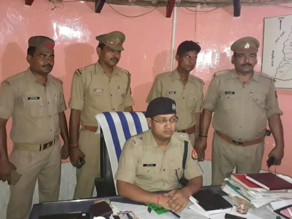 वर्दी पहनकर ही करता था सारे गलत काम, उससे पहले नहीं!