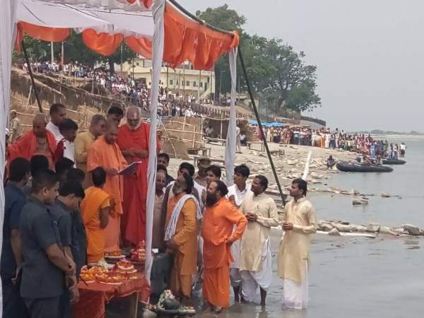 योगी की राम राम, देखिए उनके अयोध्या दौरे का खास VIDEO 