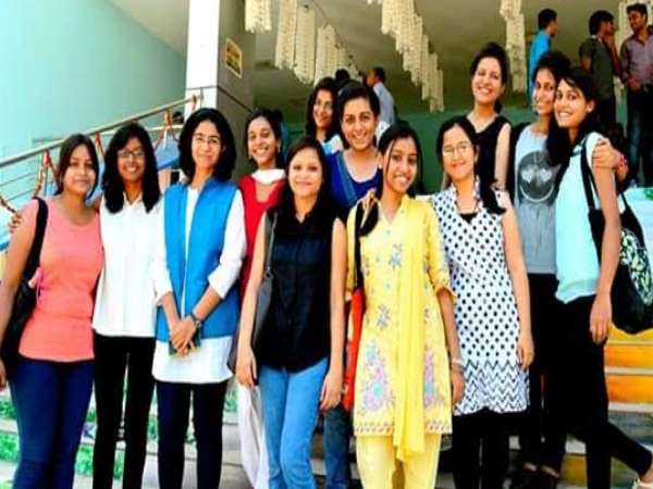 25 मिनट 9 सवाल