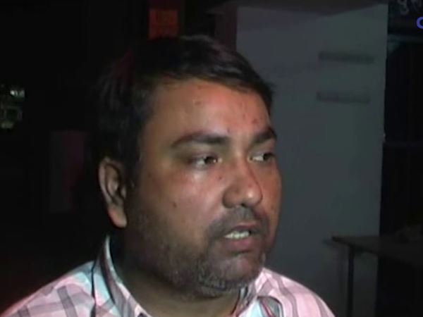 हथियार बेचकर मोटी कमाई करता था बरनाम