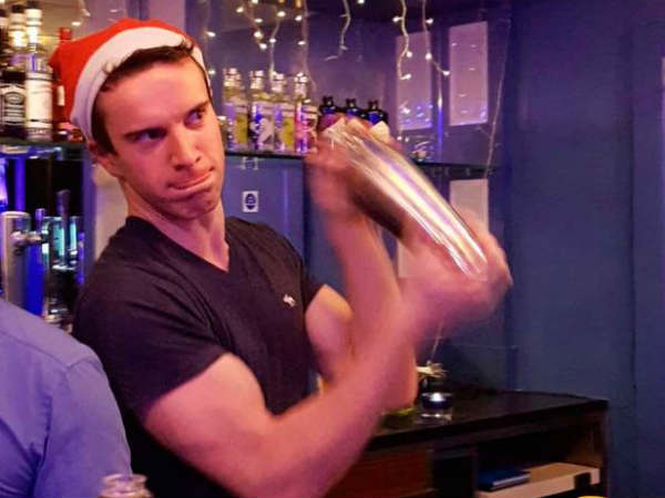 एक ही दिन होता बर्थडे 