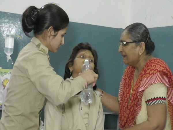 कोर्ट की हवालात में दरोगा के साथ लगी थी ड्यूटी