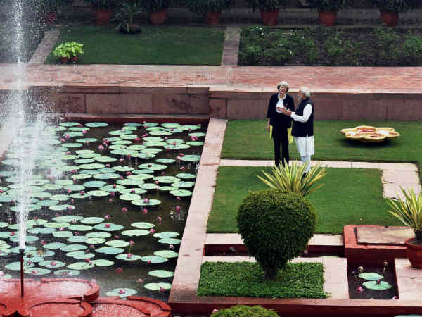 फिर से हैदराबाद हाउस का गार्डन फिर से हैदराबाद हाउस का गार्डन