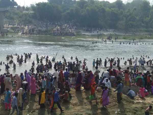 काशी से कम नहीं ये स्थान
