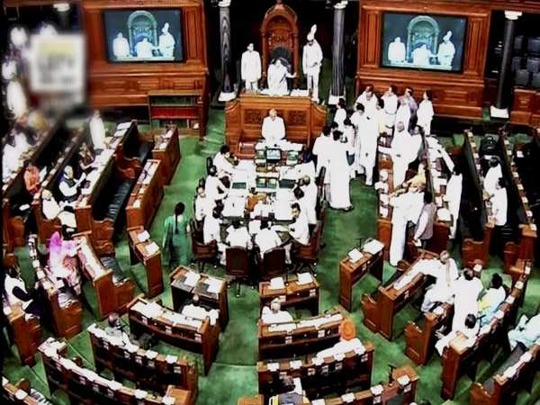 वीरप्पा, खड़गे की अटेंडेंस भी है ज्यादा