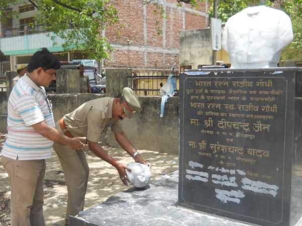 सहारानपुर से मिर्जापुर तक मूर्ति तोड़ने के आरोप