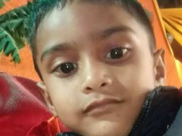 मांं के साथ गोद में जल गए बच्चे