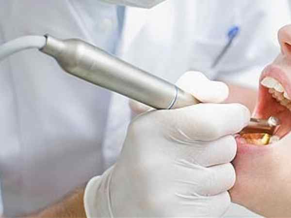 डेढ़ साल से कुछ नहीं चबा के खा पा रही