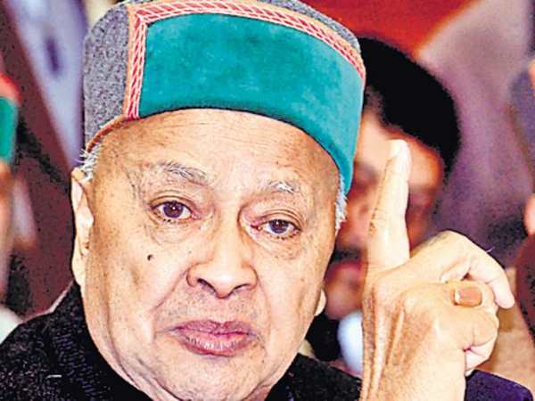 वीरभद्र सिंह को कमान सौंपने में आनाकानी क्यों?