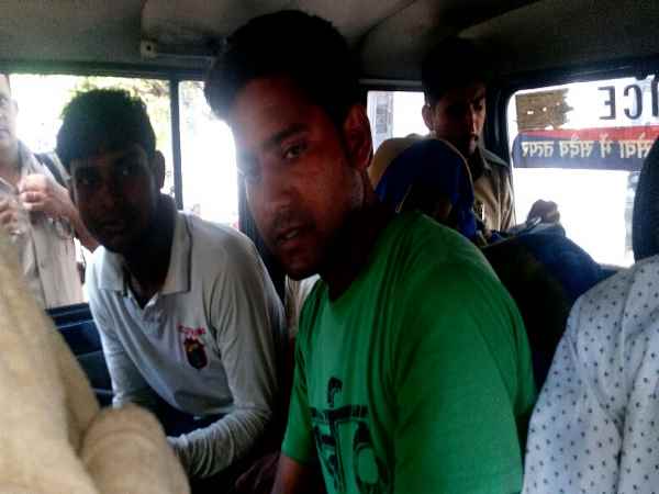 गर्लफ्रेंड के चक्कर में यूं पहुंचा जेल