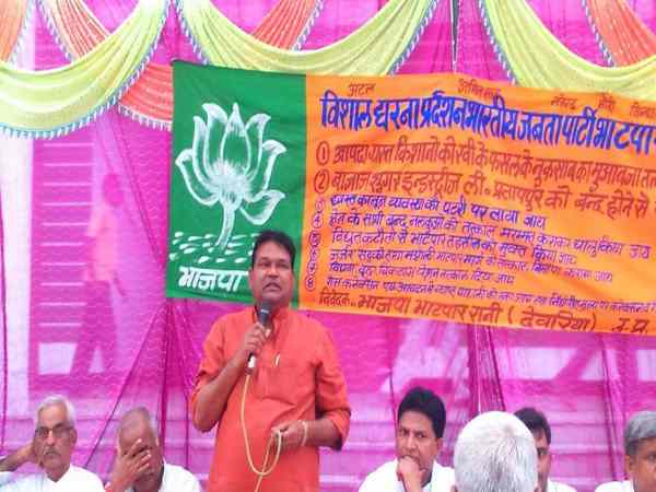 एक सफाईकर्मी के ट्रांसफर पर हाईकोर्ट ने योगी सरकार को भेजा नोटिस, जानिए क्यों?