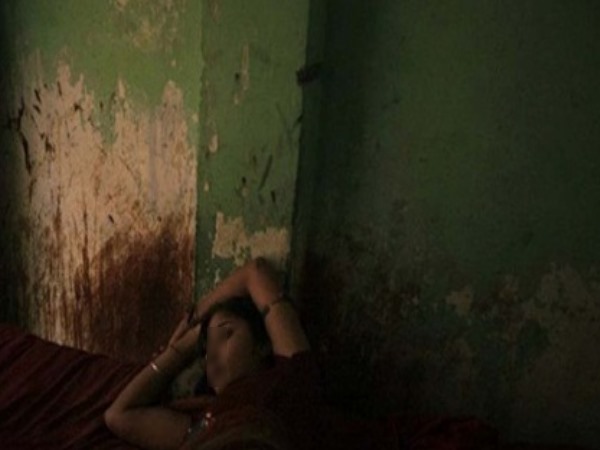 महिला पर बच्चे को जिंदा करने का बनाया गया दबाव