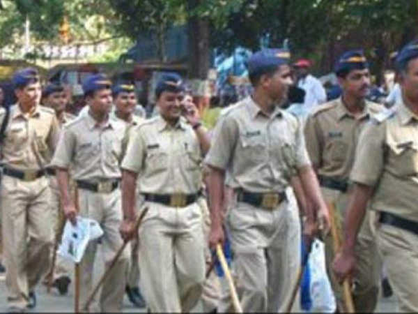 सड़कों पर फर्राटा भरेंगे पुलिस के वाहन