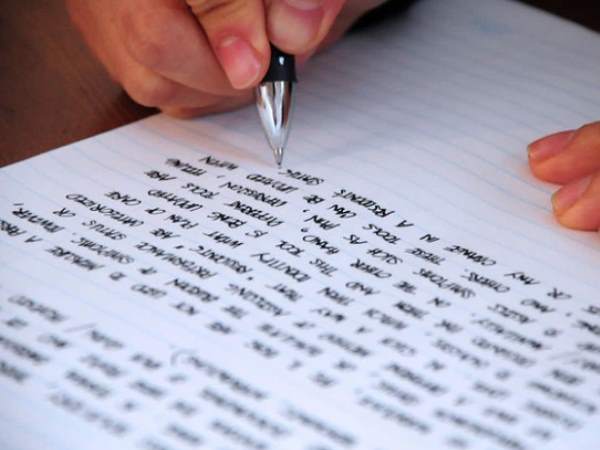 आंसर शीट पर यौन कल्पनाएं