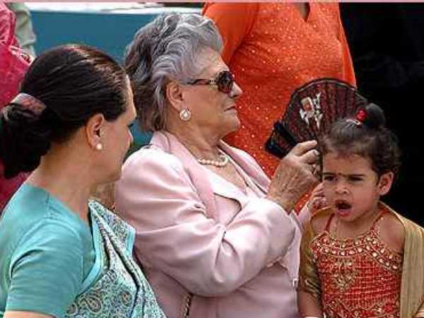 पाउलो माइनो के घर जन्मी सोनिया