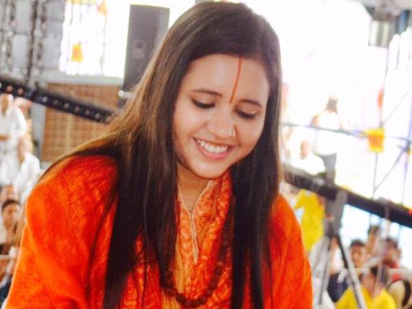 पांच साल की उम्र से ही कहने लगी थी रामकथा