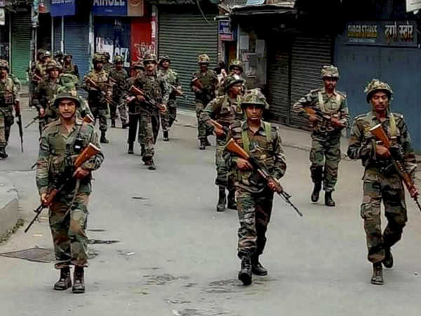 वर्ष 2004 में असंतोष की स्थिति 