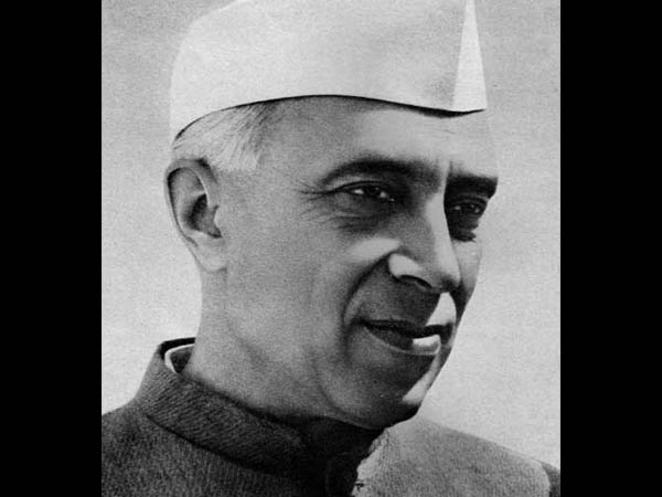 जब नेहरू आए