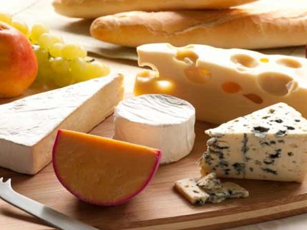 नहीं पता क‍ि चीज बनता है दूध से 