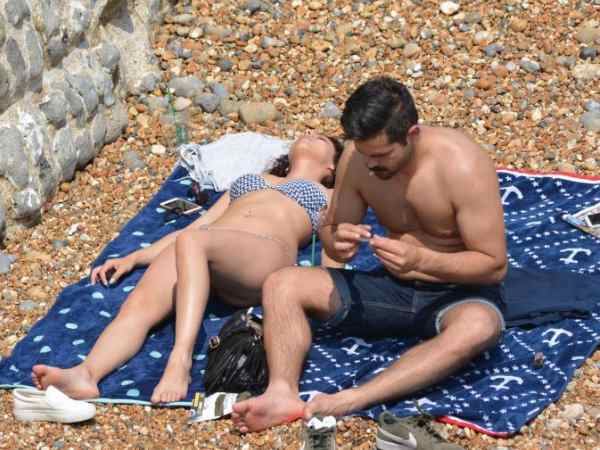 सनबाथ का भी आनंद