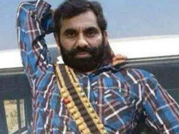 एनकाउंटर में हुआ ढेर एनकाउंटर में हुआ ढेर