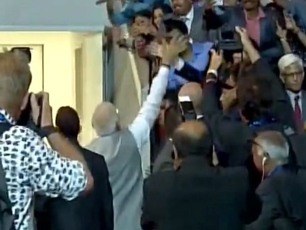 उदाहरण से समझाई अपनी बात