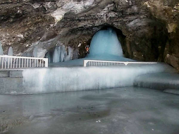 बड़ी संख्या में लगते हैं कर्मचारी