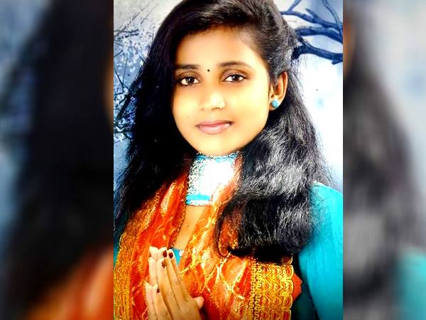 कौन हैं सोनी सिन्‍हा