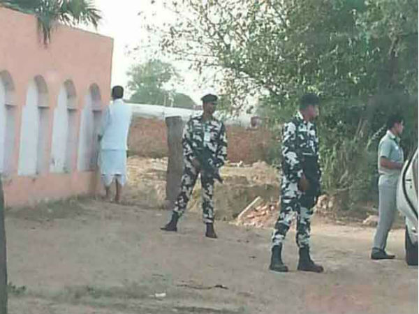  खुले में पेशाब करते दिखें मोदी के मंत्री