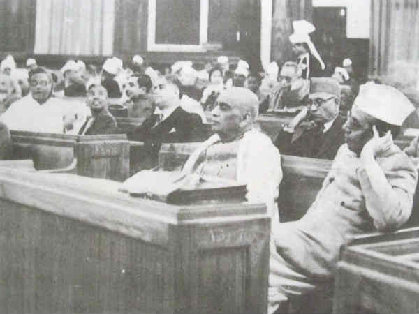 यहीं लिखा गया है देश का संविधान 