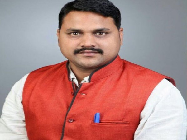 बरेली में बीजेपी नेता पर ताबड़तोड़ फायरिंग, हालत गंभीर