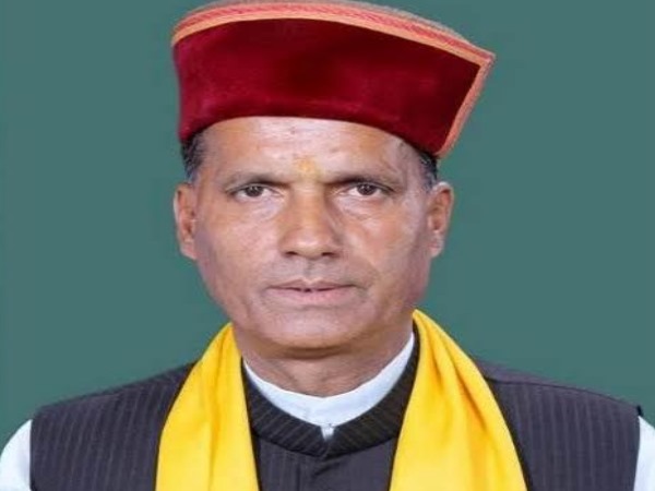 मोदी के सपने को ही ठेंगा दिखा रहे हैं बीजेपी सांसद