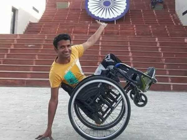 फिल्म में भी किया काम, व्हीलचेयर पर करतब