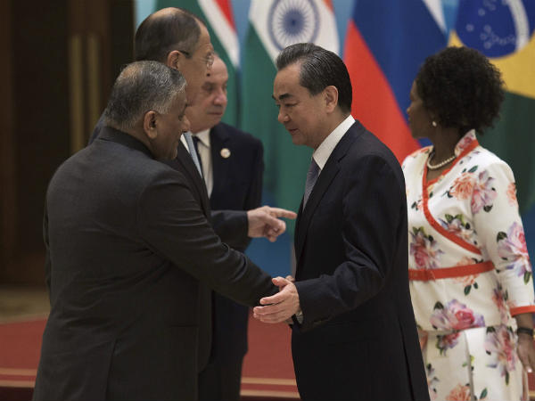 लेकिन कूटनीतिक रिश्ते सामान्य लेकिन कूटनीतिक रिश्ते सामान्य