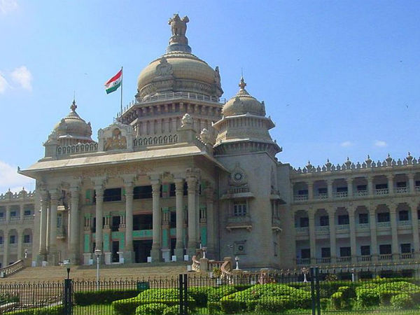भारत गणराज्य का तीसरा सबसे बडा शहर 