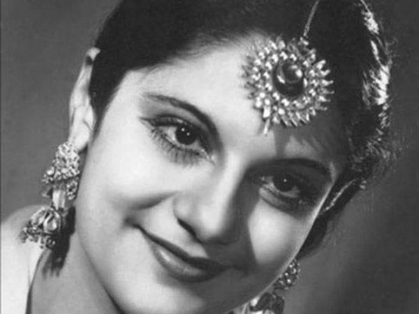 ईस्थर विक्टोरिया अब्राहम