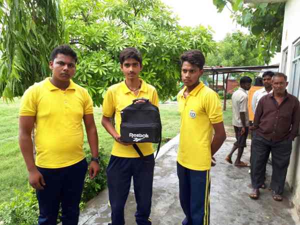 ऐसे मिला आइडिया