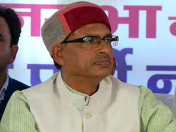 शिवराज ने भी हिमाचली टोपी की तारीफ