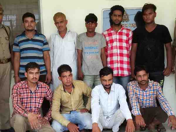 जमानत पर जेल से बाहर आए थे शाहिद