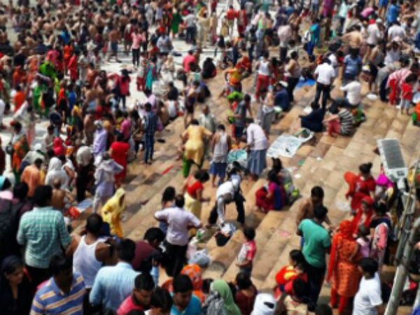 भारी भीड़