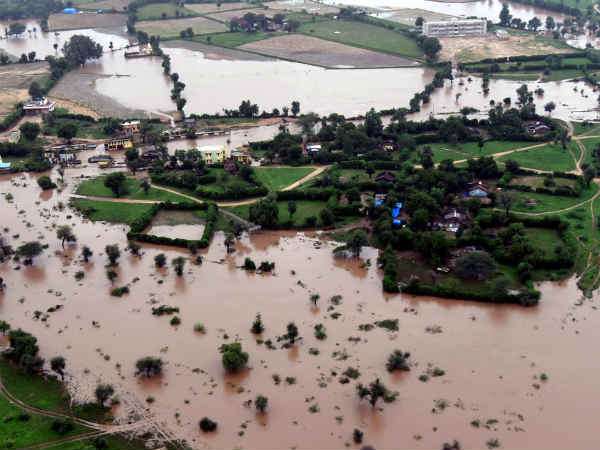 तारीखें आगे बढ़ाने की मांग सत्तारूढ़ दल के पक्ष में गई