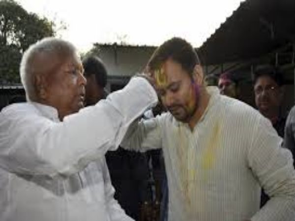 लालू को संभालना पड़ता है मोर्चा