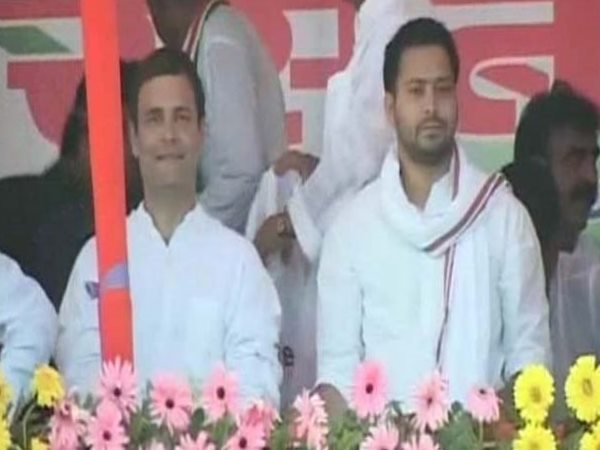 तेजस्वी का भी सोशल मीडिया पर उड़ता है मजाक